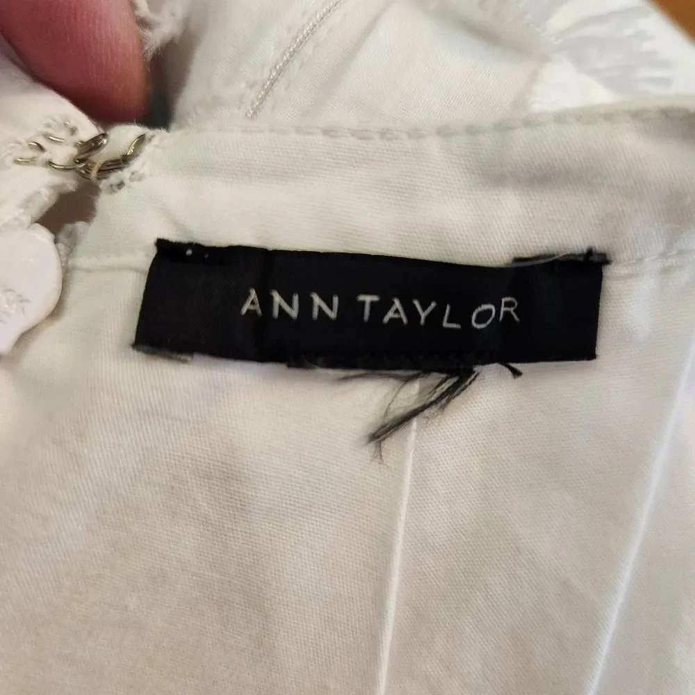 Ann Taylor White High Neck Halter Floral Applique' Mini A Line Dress Size M/L - Picture 11 of 12